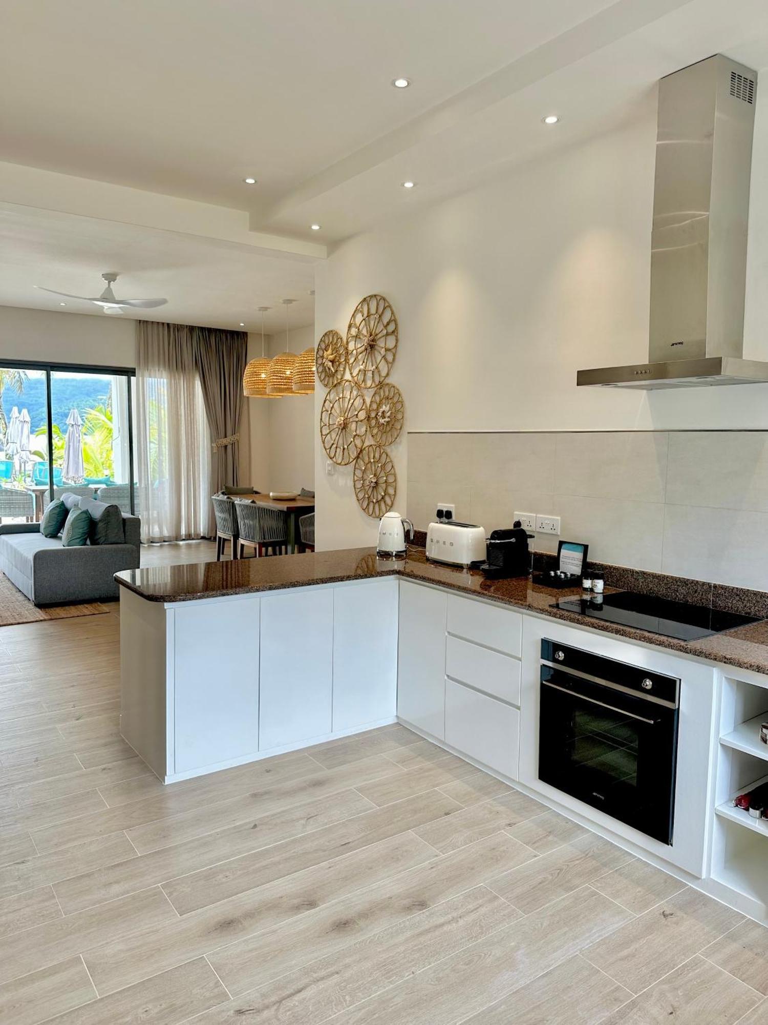 Pineapple Beach Villas Baie Lazare  외부 사진