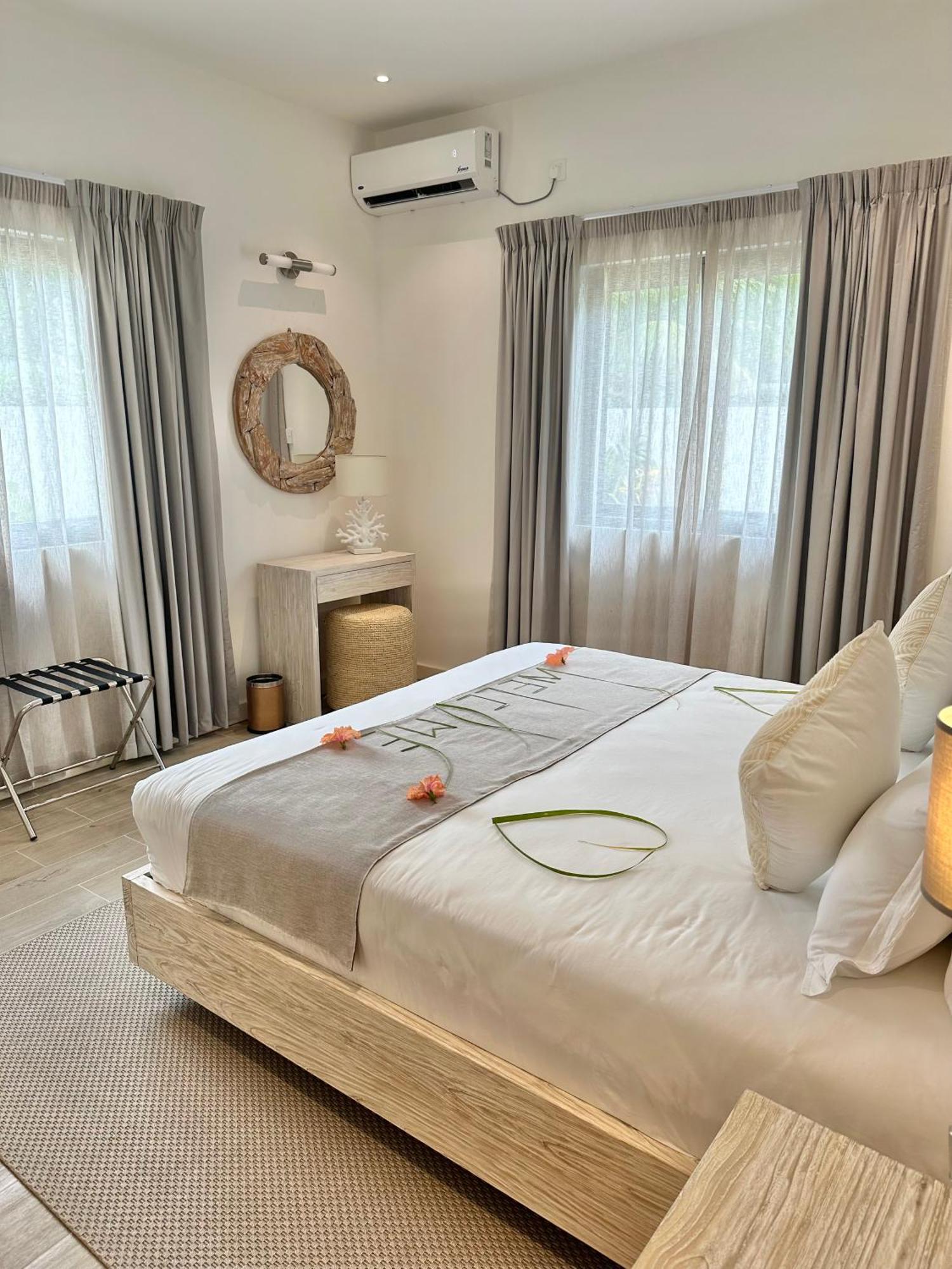 Pineapple Beach Villas Baie Lazare  외부 사진